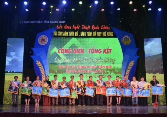 Tây Giang đạt giải 3 toàn đoàn tại Liên hoan Nghệ thuật quần chúng các xã xây dựng nông thôn mới